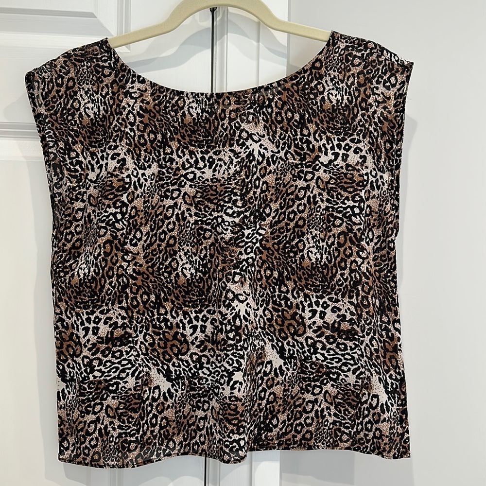 Alice and Olivia silk leopard top